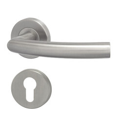 Dverné kovanie HOLAR s guľatou rozetou MT 06 (nerez)